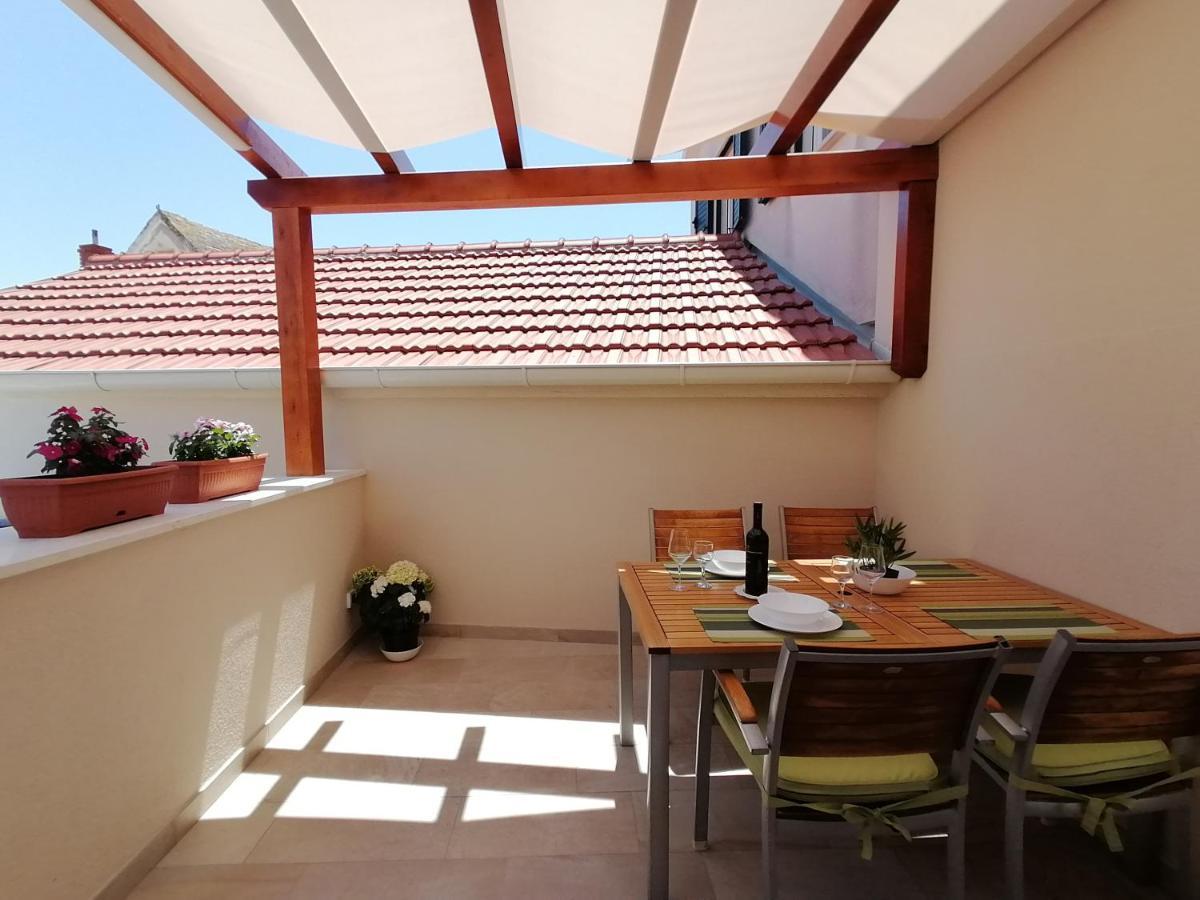 Apartman Bracera Primošten المظهر الخارجي الصورة