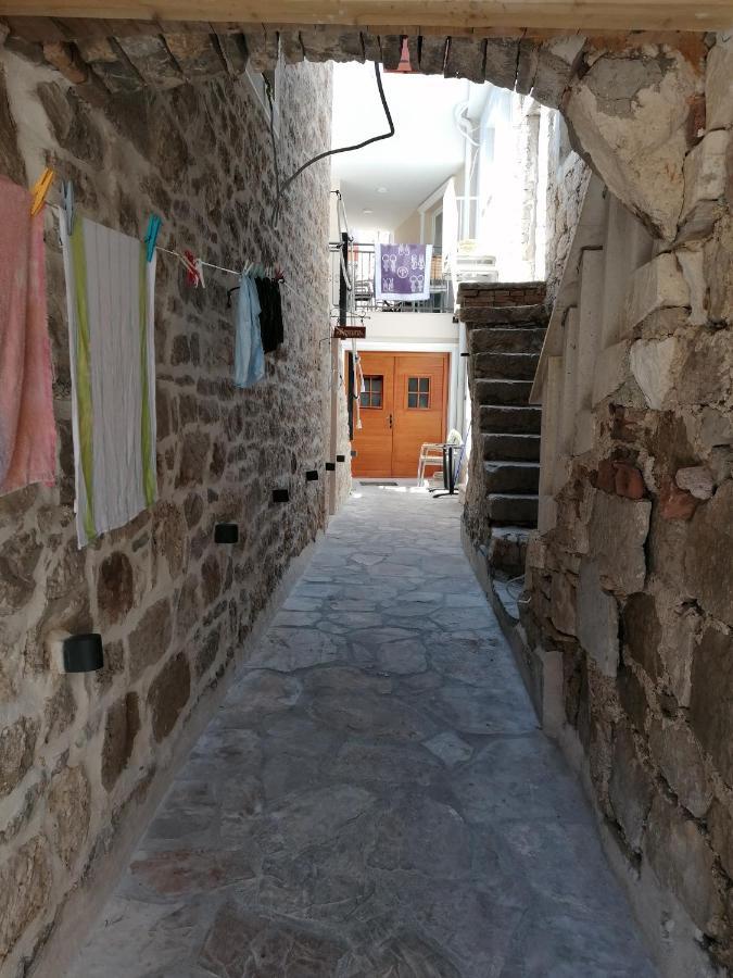 Apartman Bracera Primošten المظهر الخارجي الصورة